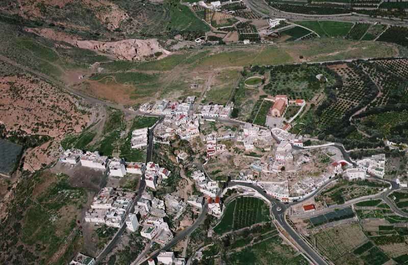 Vista aérea del barrio de Tara y su entorno (Foto TA)